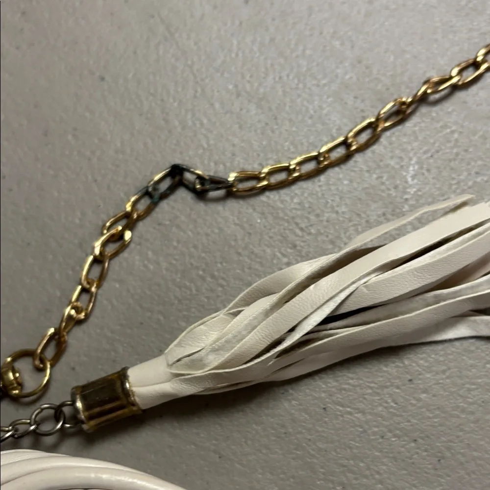 Chic Cream Quilted Wristlet